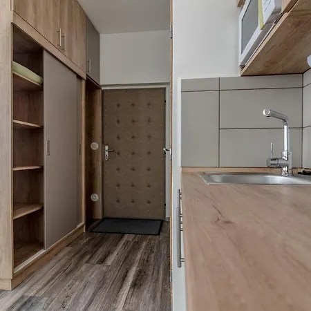 Modern Fully Equipped With Parking Zavadilka 2620