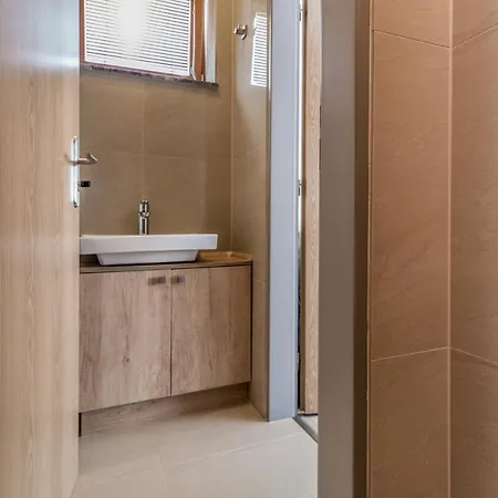 Modern Fully Equipped With Parking Zavadilka 2620 Apartmán *