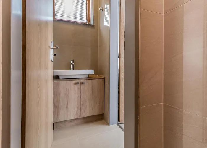 Modern Fully Equipped With Parking Zavadilka 2620 Lägenhet *